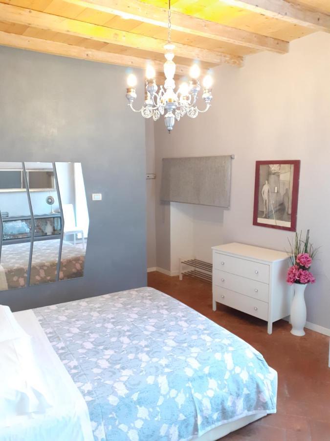 Vicolo Del Nido B&B Paderno Franciacorta Ngoại thất bức ảnh